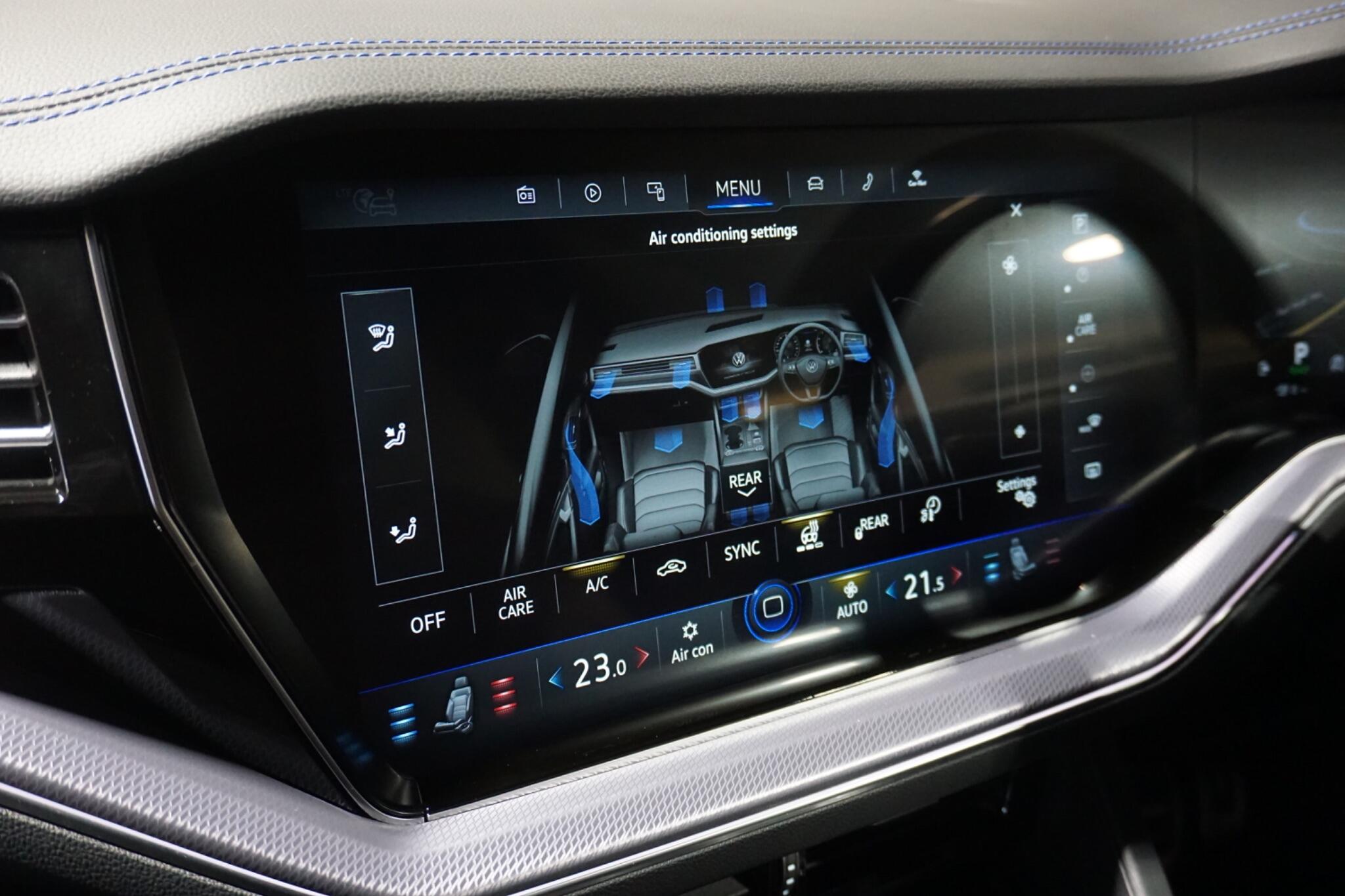 Volkswagen Touareg 3.0 V6 TSI eHybrid 14.3kWh R SUV 5dr Petrol Plug-in Hybrid Tiptronic 4Motion Euro 6 (s/s) (462 ps)